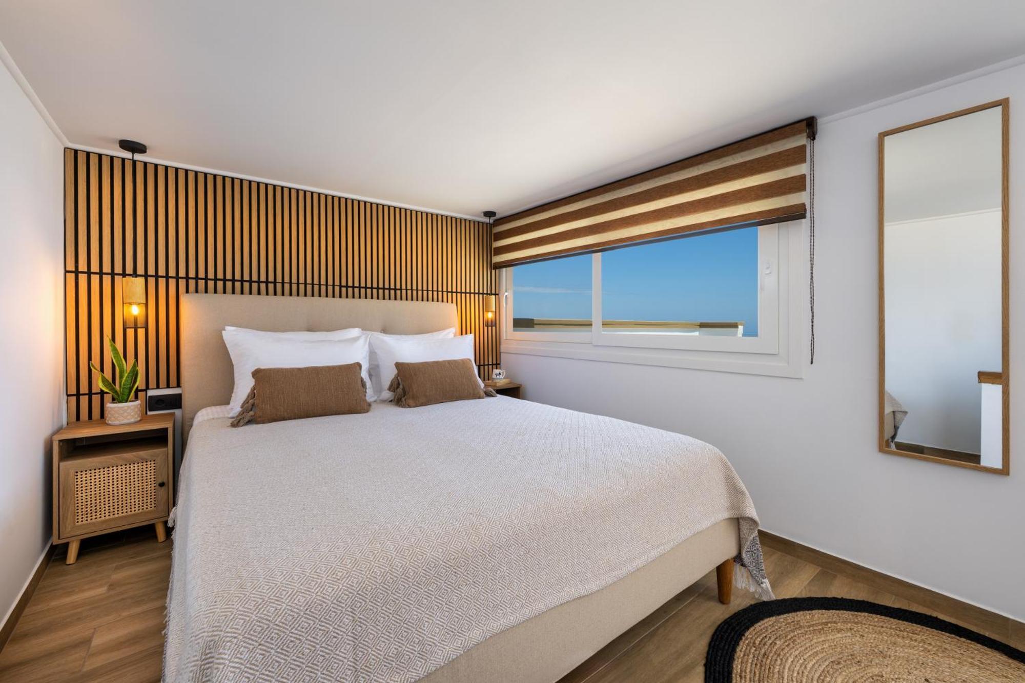 Plastiras Rooms Fira (Santorini) Exterior foto