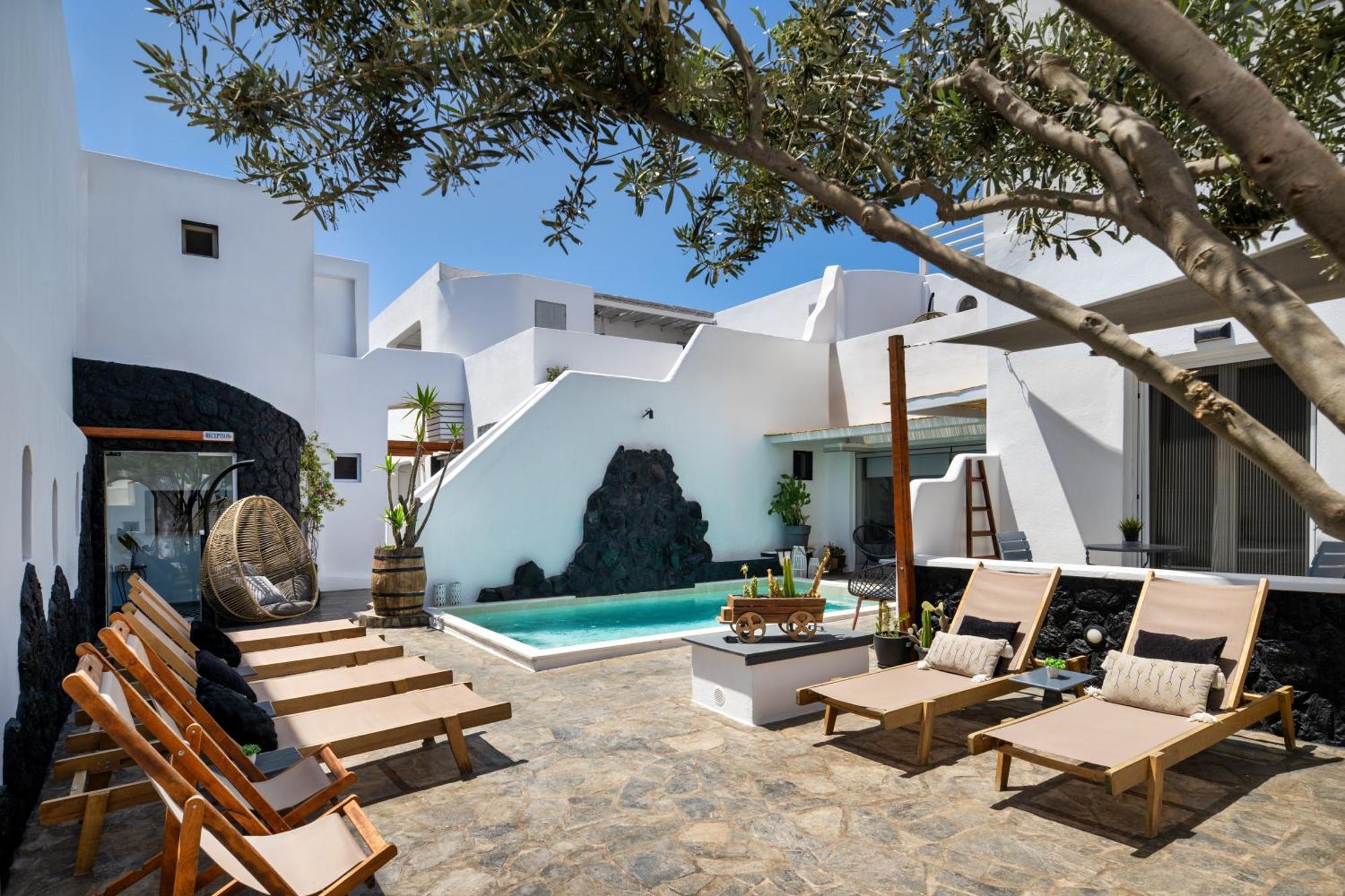 Plastiras Rooms Fira (Santorini) Exterior foto
