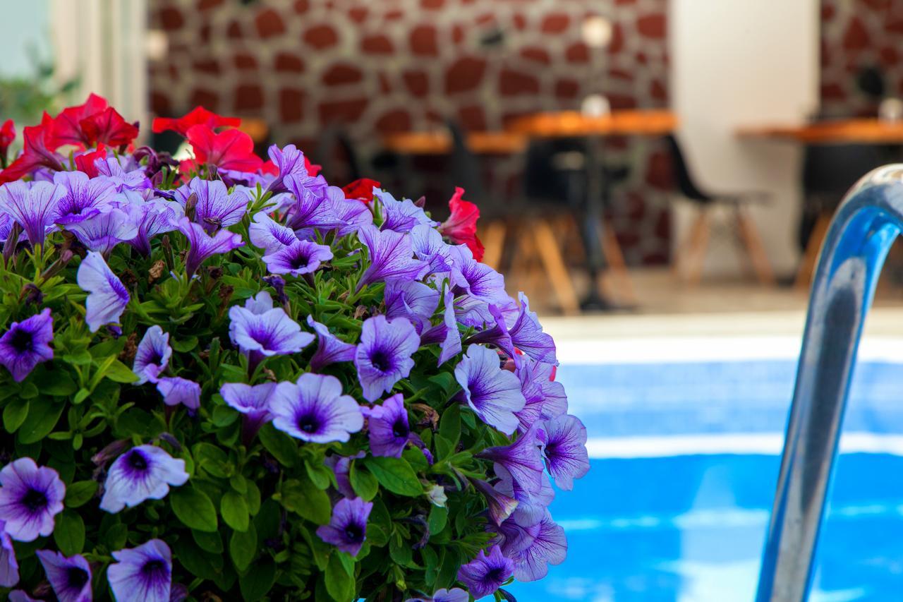 Plastiras Rooms Fira (Santorini) Exterior foto